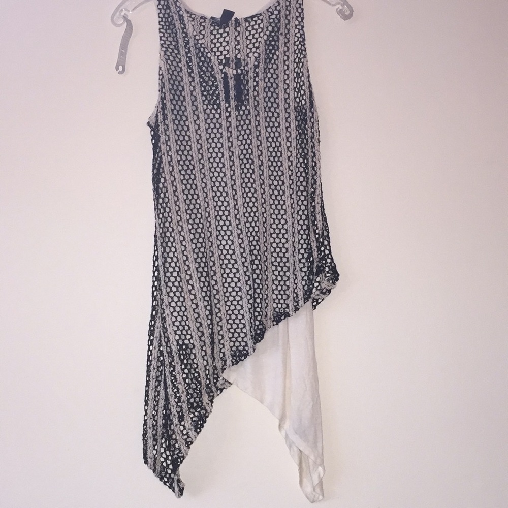 cream and black tank top